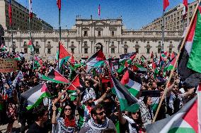 Palestinian community in Chile demonstrates against Israel's att